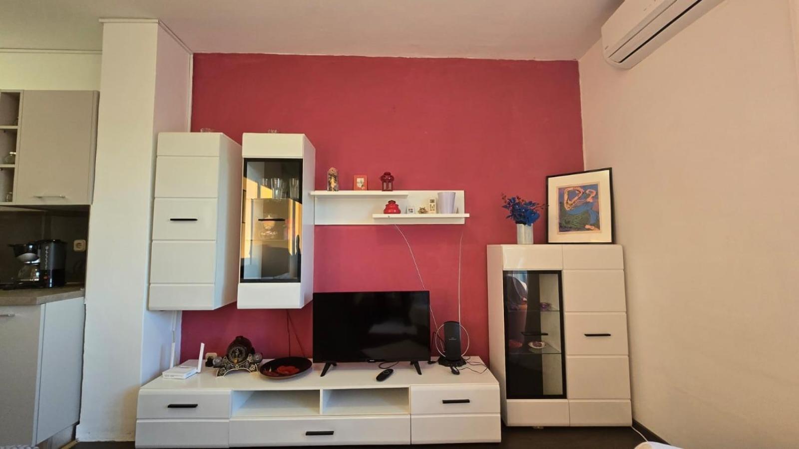 Studio Apartment Ljubica For 2 Persons 150M From The Beach Poreč Extérieur photo